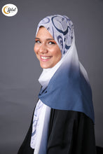Lade das Bild in den Galerie-Viewer, Chiffon Hijab Kopftuch Kalligraphie
