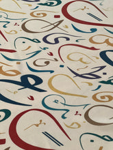 Lade das Bild in den Galerie-Viewer, Chiffon Hijab/Kopftuch Kalligraphie

